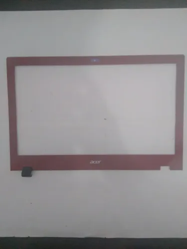 Moldura Carcaça notebook Acer aspire E5 573 E5 574 vermelho detalhe falta 1 lado dobradiça