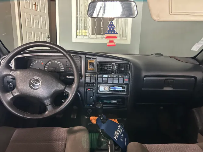 Chevrolet Omega GLS 2.2 / 2.0 (álcool) 1997