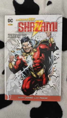 HQ (História em Quadrinhos) - DC (Os novos 52) - SHAZAM: Com uma Palavra Mágica