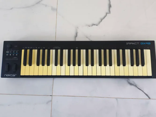 Teclado Controlador MIDI Impact GX49 Nektar