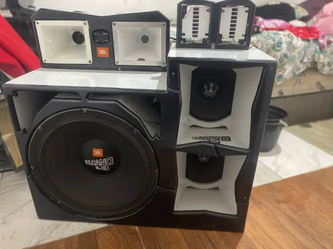 Vendo caixa trio