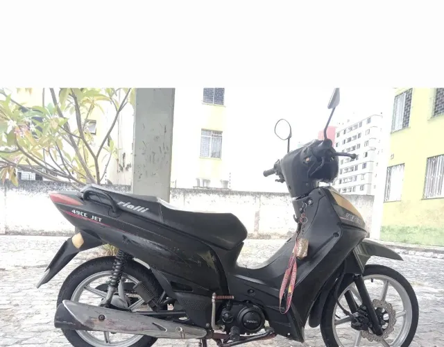 Vendo moto shineray cinquentinha, bateria nova, revisão recente 