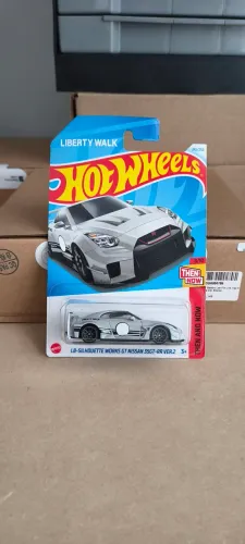 Hot Wheels LB-Silhouette Works GT Nissan 35GT-RR Ver.2