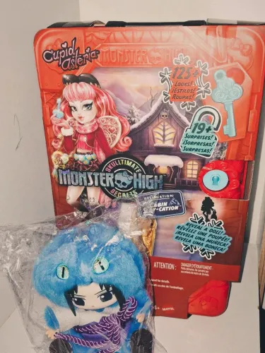 Vende-se Cupido Skulltimate Secrets e Sasuke Uchiha
