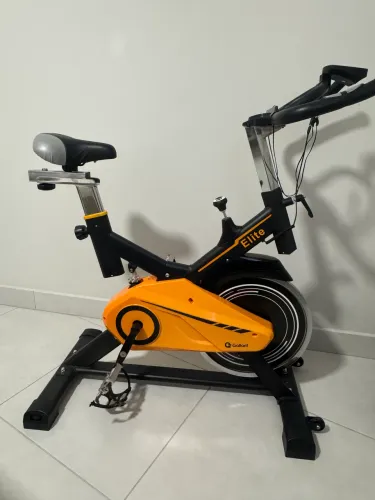 Bicicleta Ergométrica Gallant Elite Spinning Roda de Inércia 13KG (Seminova / pouco uso)