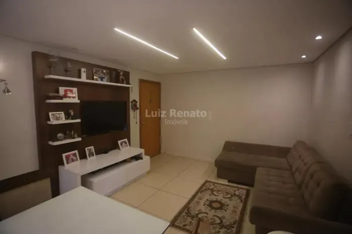 Apartamento à venda no bairro Grajaú