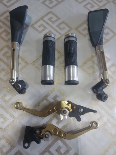 Vende-se Manopla , Manete, Retrovisor, Esportivo ,Amarelo Dourado