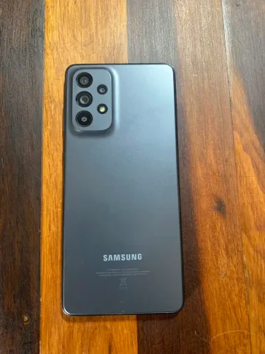 Samsung Galaxy A73 5G - 128 GB - Muito conservado