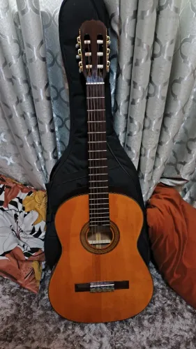 Violão Eagle DH69, corda de nylon, ótimo estado, vai com capa, capotraste e palheta