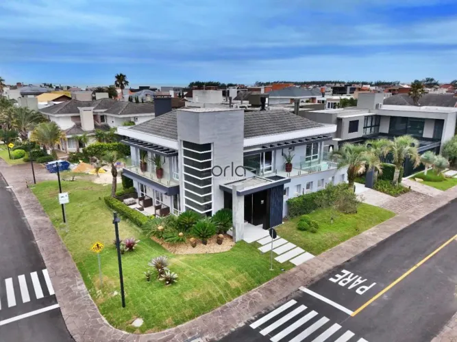 Casa mobiliada com 05 dormitórios à venda - Condomínio Las Dunas - Xangri-lá/RS REF: