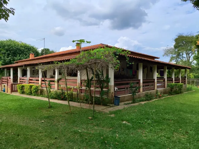 Chácara 9,8 Alqueires Formada em Pasto Rica em Água, com Grande Lago, Nascentes e Ribeirão