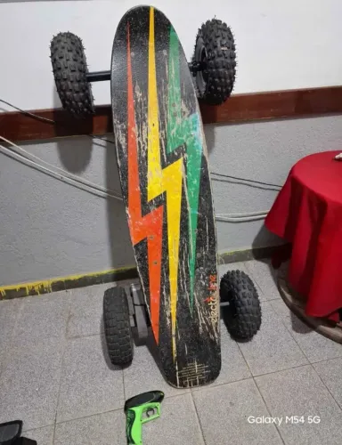 Vendo skate elétrico