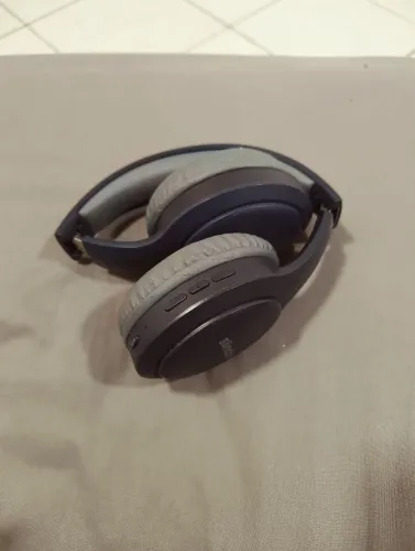 Um fone perfeito estado muito bom e barato