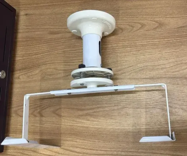 SUPORTE UNIVERSAL PARA DVD / RECEPTOR DE TETO REGULÁVEL EM AÇO - ESTADO DE NOVO