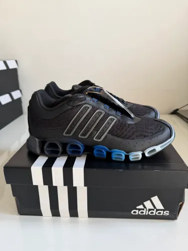 Tenis Adidas Megaride tamanha 41