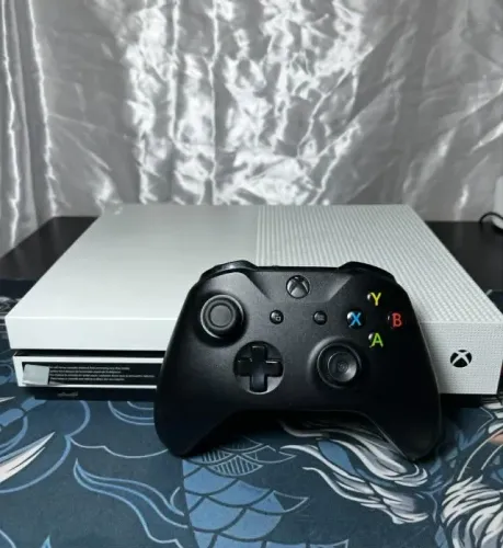 ? XBOX ONE S 500GB - OPORTUNIDADE IMPERDÍVEL! ?