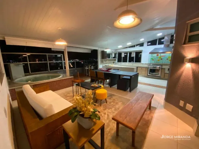 Cobertura com 3 dormitórios à venda, 187 m² por R$ 1.590.000,00 - Centro - Guarapari/ES