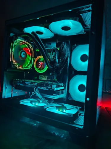 PC Gamer Lindo com Placa de Vídeo pra rodar tudo
