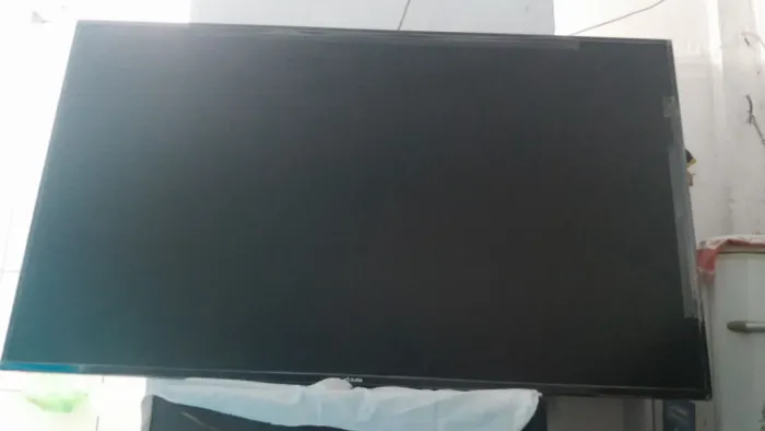 Tv *