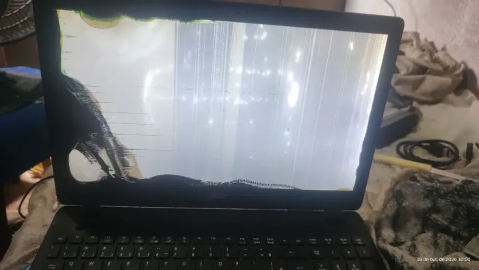 Notebook Acer tela quebrada 500 GB de armazenamento