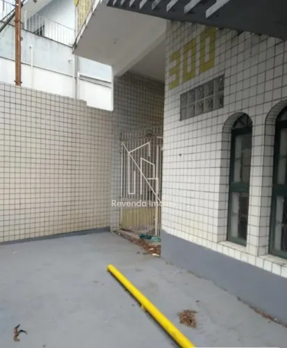 Casa Comercial de Alto Padrão à Venda em Barueri-SP, Jardim Silveira: 6 Salas, 8 Banheiros
