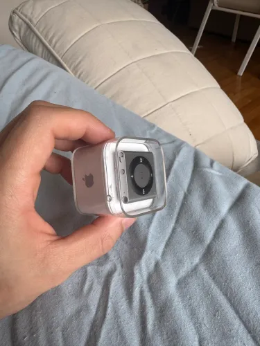Ipod Shuffle LACRADO