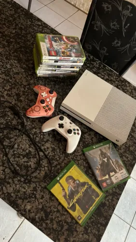 Xbox One S