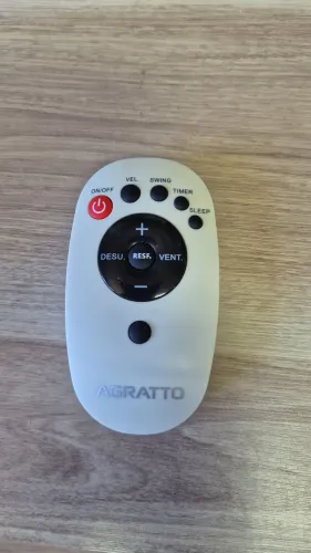 Ar condicionado portátil 11.000 BTUs em bom estado
