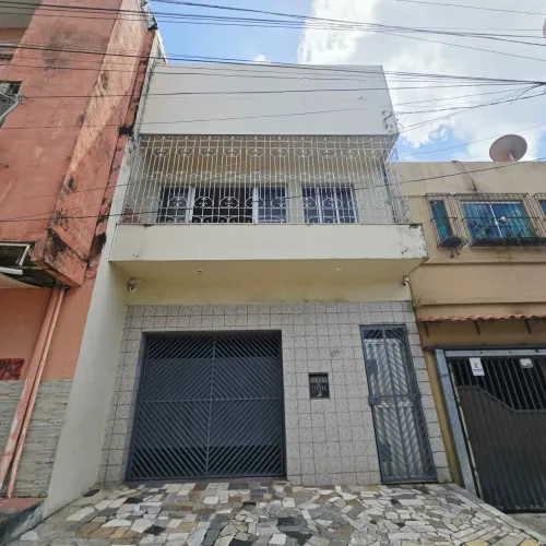 VENDO CASA COM PONTO COMERCIAL