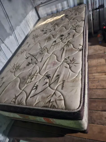 Cama box de solteiro 