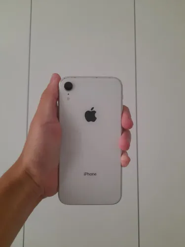 iPhone XR 64GB Branco