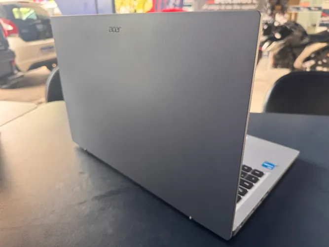 Notebook Acer aspire novíssimo