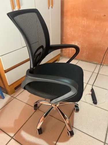 CADEIRA PARA ESTUDOS/ESCRITORIO