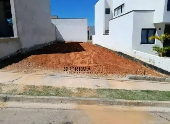 Terreno com 200 m² á venda , Condomínio Helena Maria-Wanel Ville