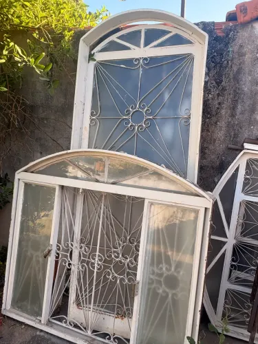6Janelas (R$190) e 1 porta com grade (R$360,00)