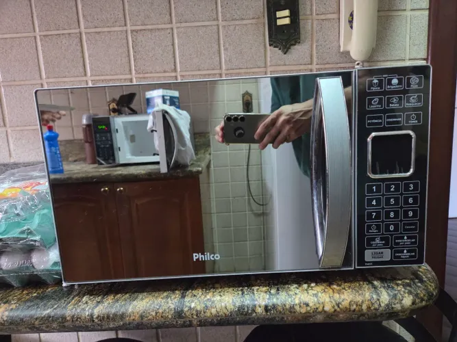 Forno de Micro-ondas Philco PME25