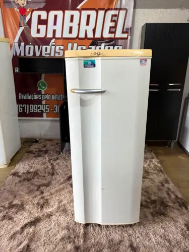 Geladeira Electrolux degelo seco usadinha ((ENTREGO GRATIS))