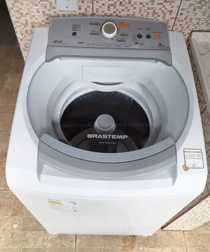 Máquina de Lavar Brastemp 9kg (seminova) entrego