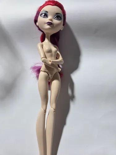 Ever After High - Mira Shards - Leia a descrição