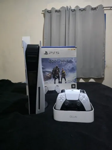 PlayStation 5 Fat (Kit 2 Controles + Base + Adaptador Bluetooth) - Impecável 