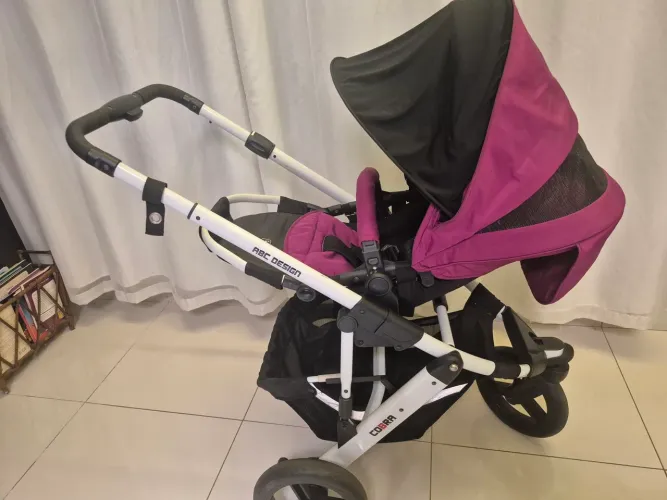 Carrinho abc design importado semi novo