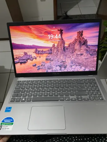 Notebook Asus Vivobook 15 i3 SSD 256GB Full HD