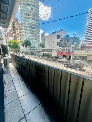Alugo casa de 3 Suites na municipalidade nos altos do café Belém