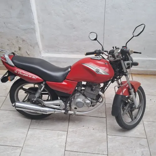 Suzuki yes 2008