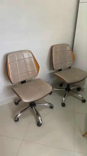 Jogo de cadeiras 