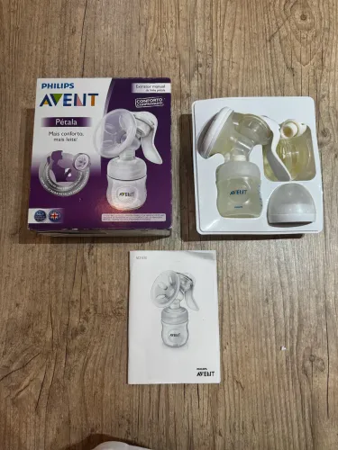 Desmamadeira - Extrator de Leite Manual Philips Avent Pétala (modelo SCF330