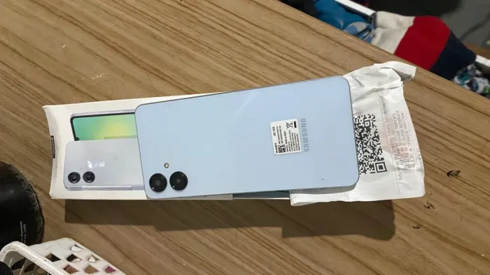 Samsung Galaxy A06 128gb pouco usado 