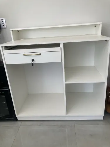 Balcão Caixa Branco