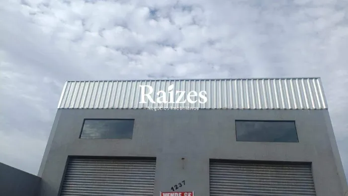 Galpão Comercial/Industrial à venda no Jardim Holanda em Uberlândia