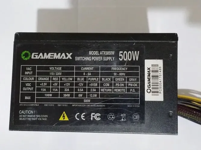 Fonte Gamemax 500W.